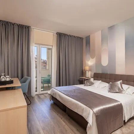 Hotel Berkeley 4*